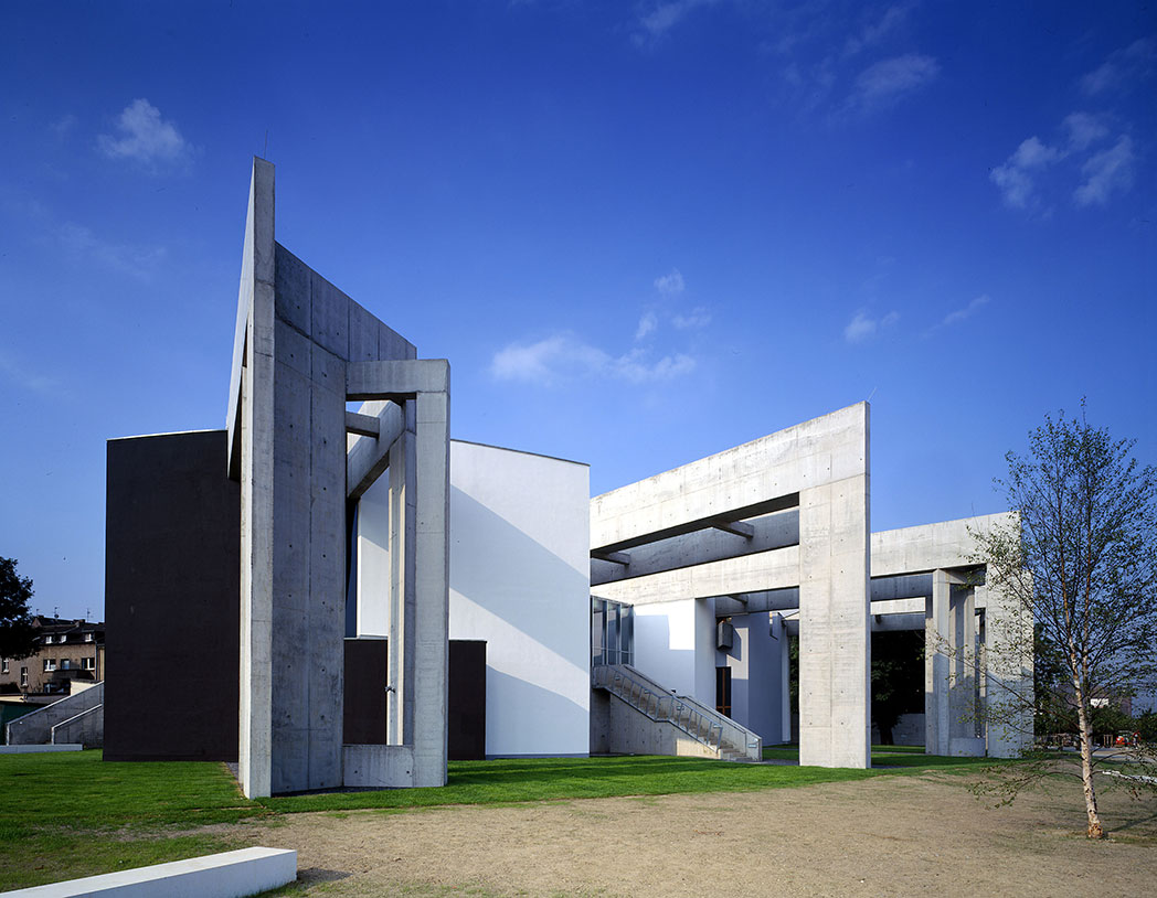 Jewish Cultural Centre, Duisburg, Germany, 1996-2000  © Zvi Hecker Architect, photo: Michael Krüger